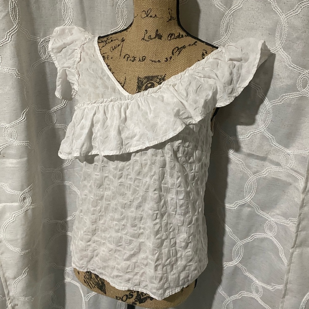 A NEW DAY ~ White linen top XS
